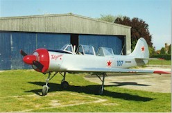 Yak 52